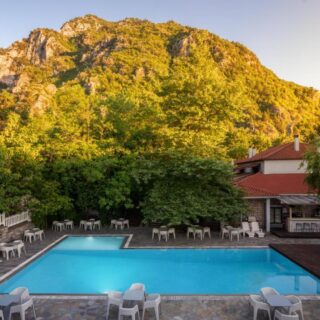 Gefyri Hotel
