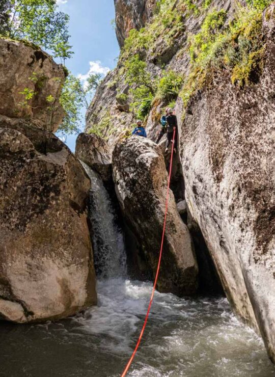 canyoning at Deos