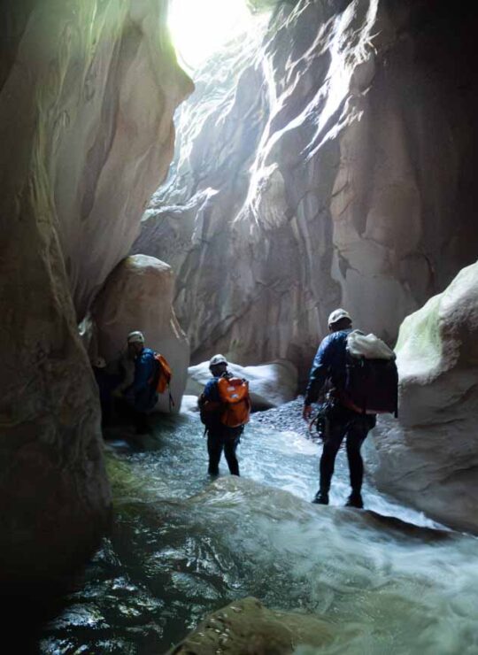 canyoning at Deos