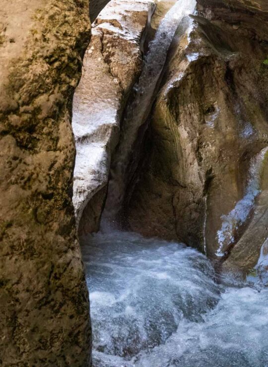 deos canyon water